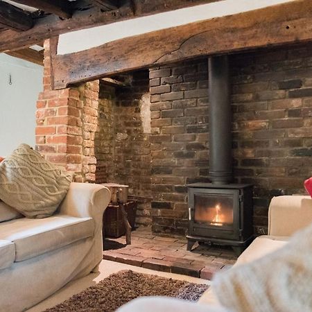 Walnut Tree Cottage By Bloom Stays Faversham Extérieur photo