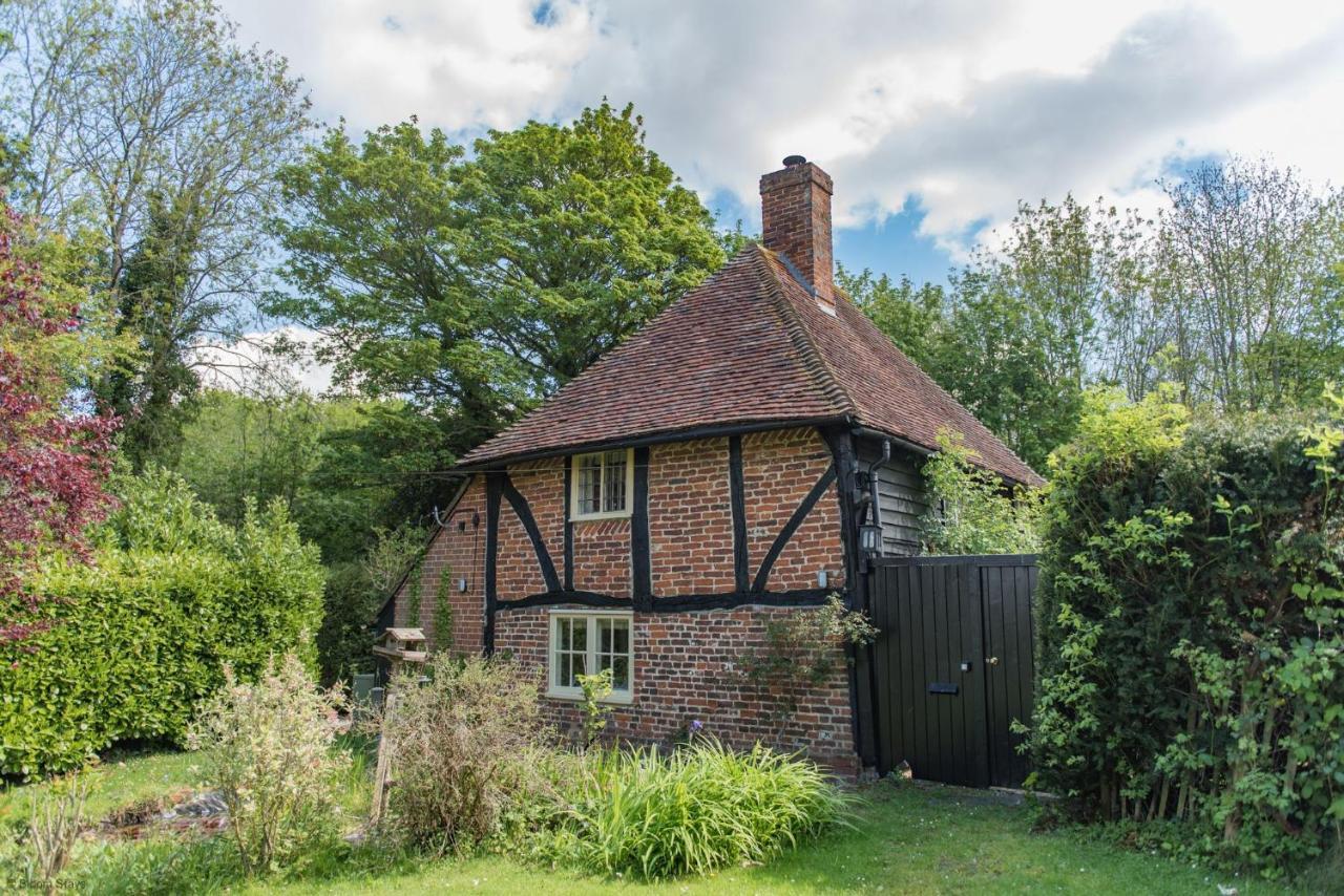 Walnut Tree Cottage By Bloom Stays Faversham Extérieur photo